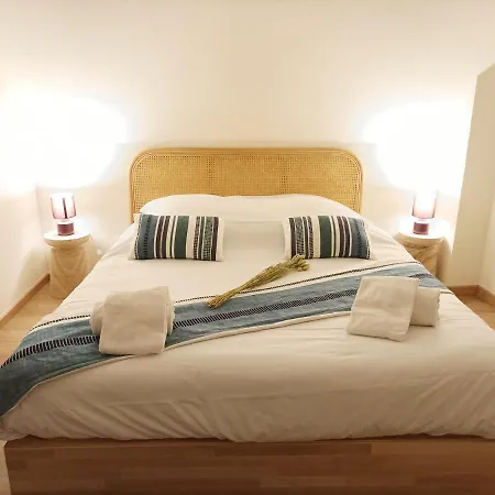 Centre - L'escapade Apartment *